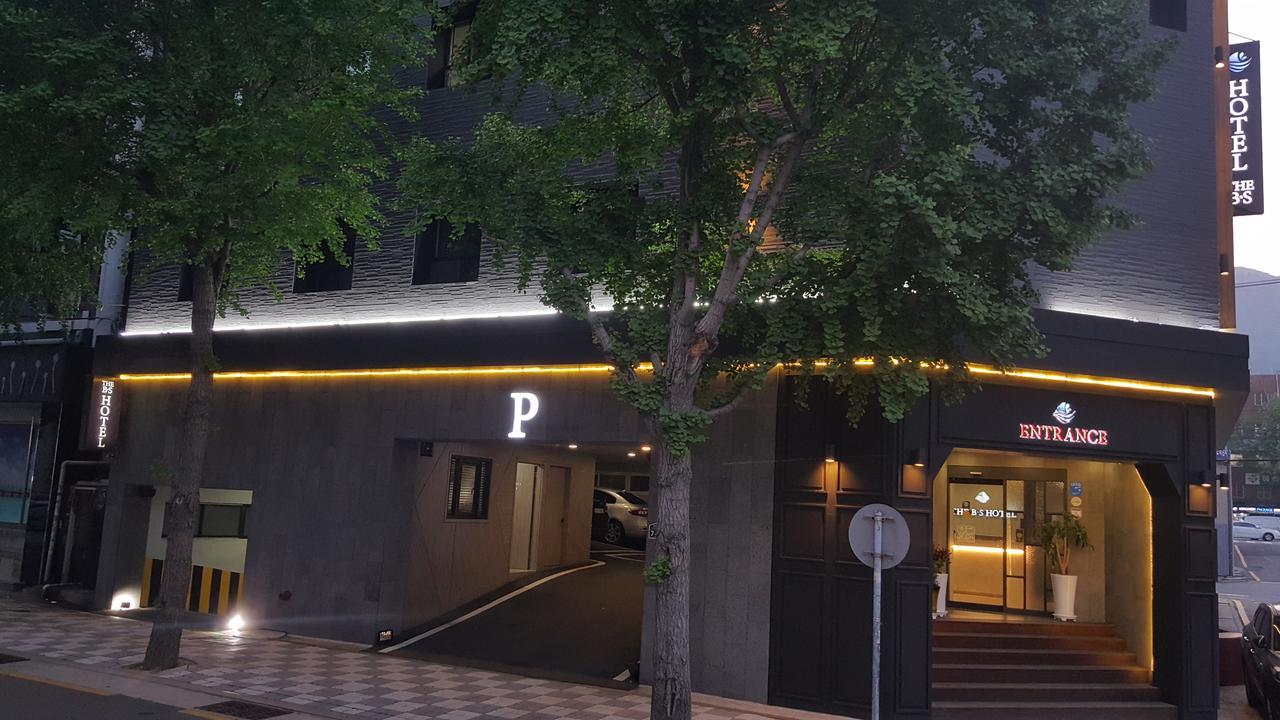The Bs Hotel Busan Station Exterior photo
