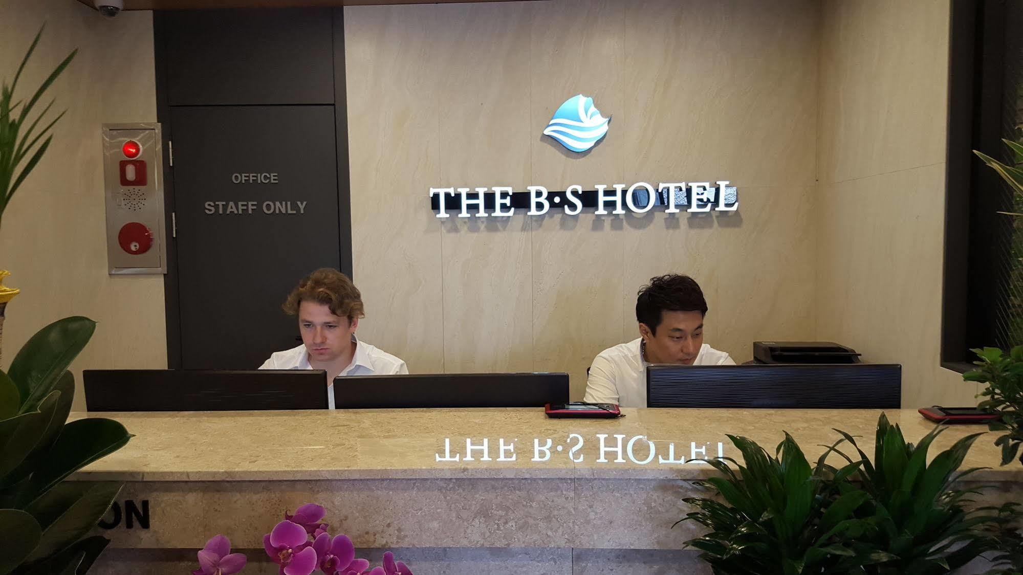 The Bs Hotel Busan Station Exterior photo