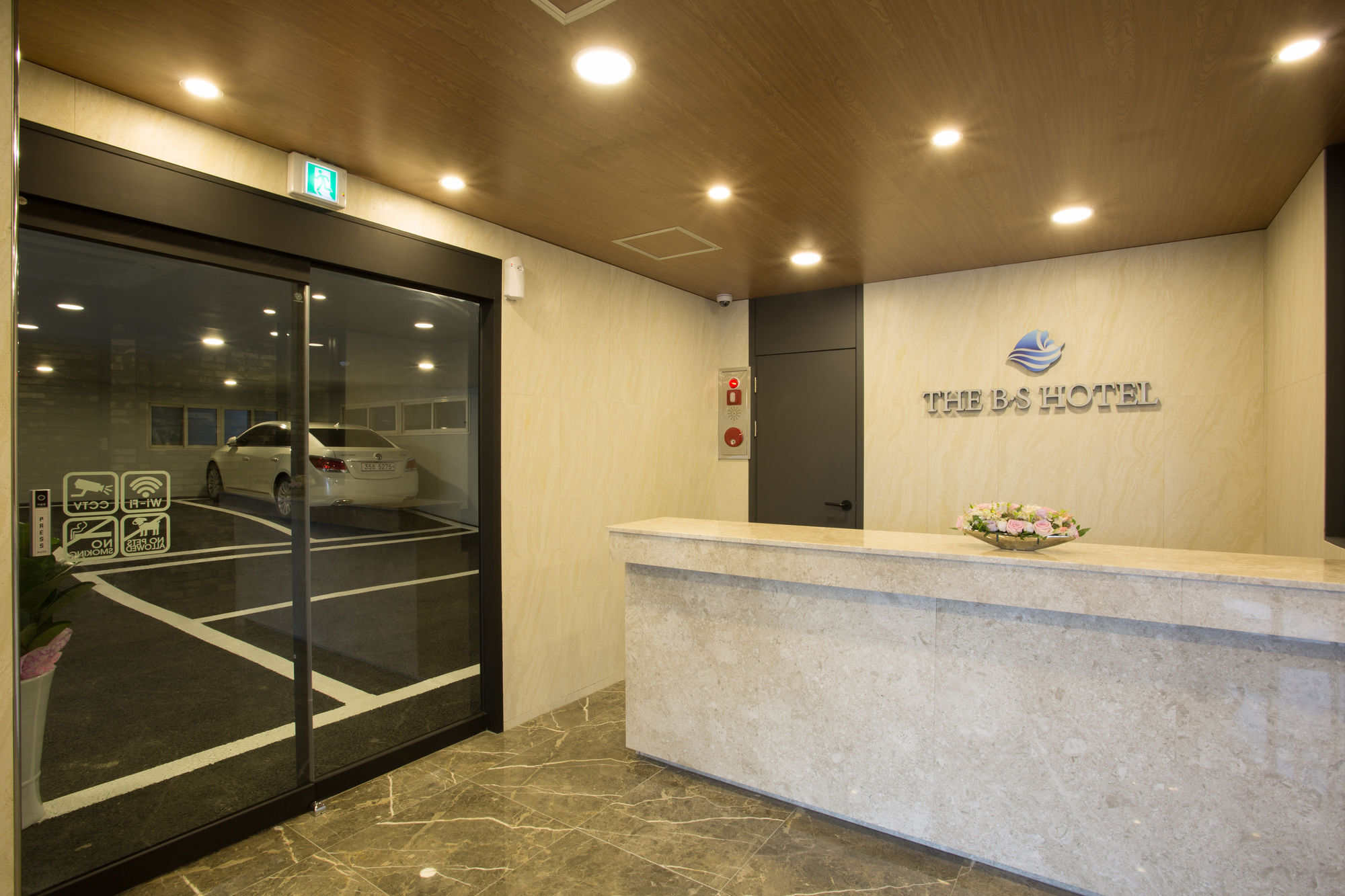 The Bs Hotel Busan Station Exterior photo